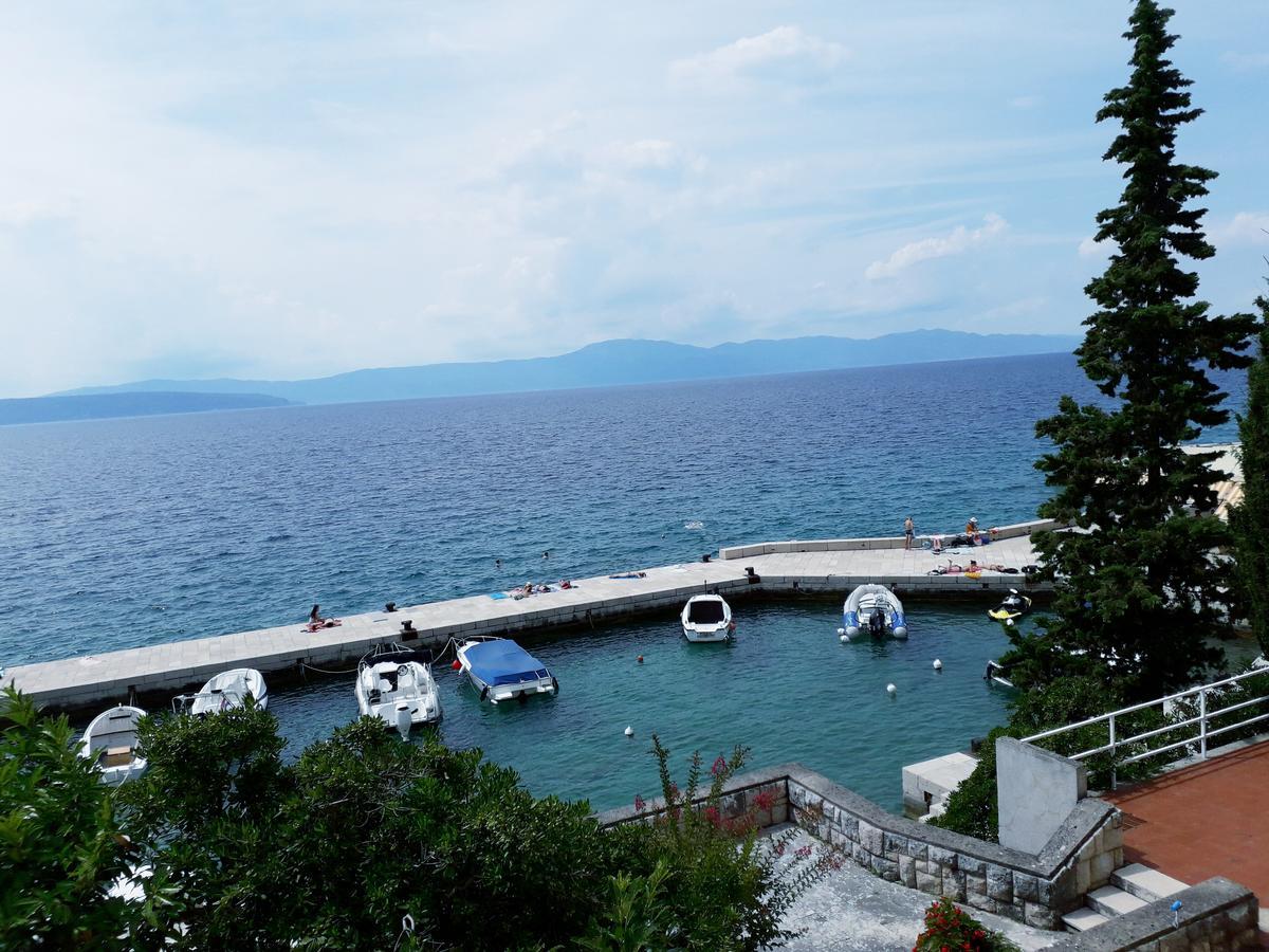 Apartments And Rooms Haludovo - Ribarsko Selo Malinska Dış mekan fotoğraf