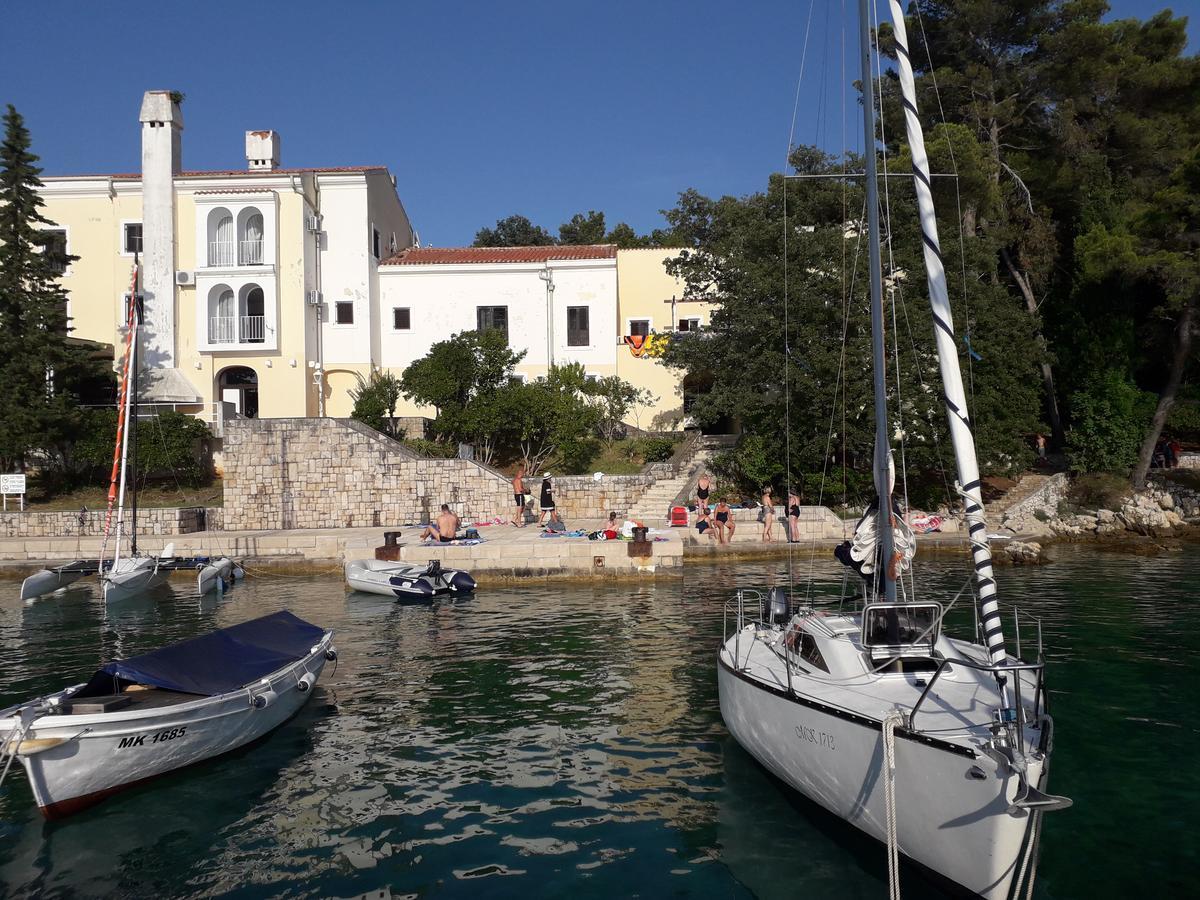 Apartments And Rooms Haludovo - Ribarsko Selo Malinska Dış mekan fotoğraf
